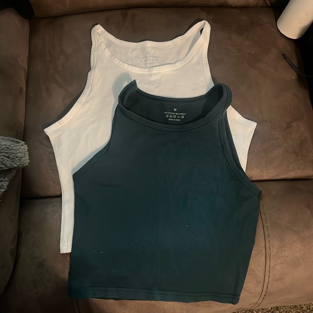 Crop tops